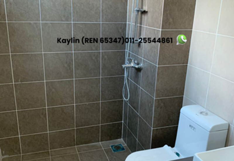 D'Belle Residence Corner Townhouse 2.5 storey Upper Unit for sale [Below Bank Value]