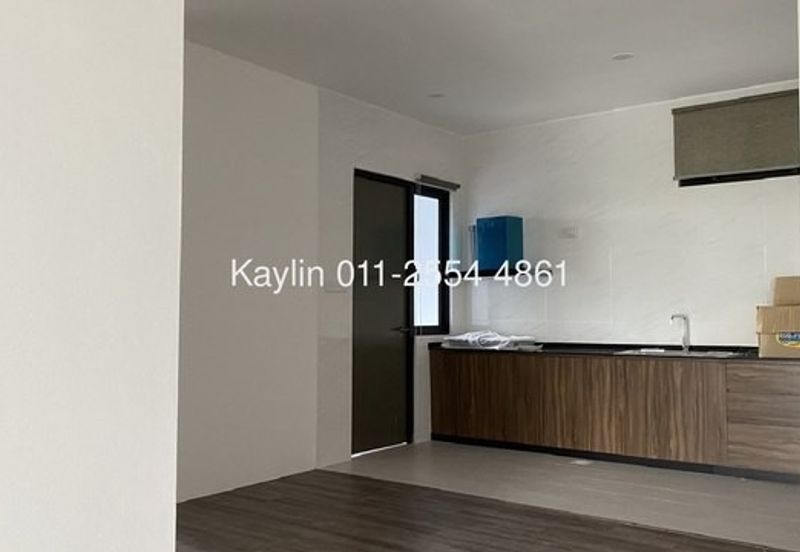 Royal Oak Condominium