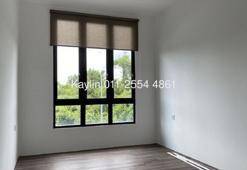 Royal Oak Condominium