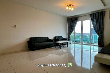 Corner & Large 3 bedrooms unit at Airport area (D'Infinia Condominium) for sale