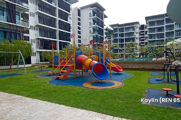 THE ORCHARD RESIDENCES