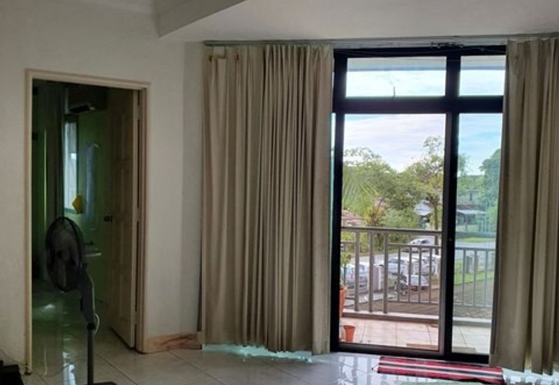 Village Grove Condominium