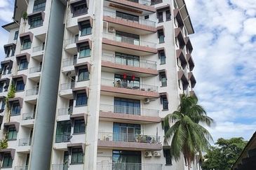 Village Grove Condominium