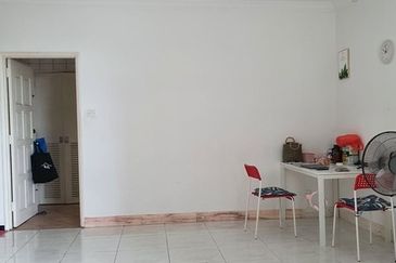 Village Grove Condominium