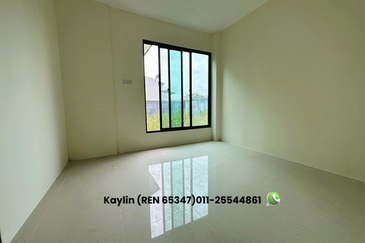 Double Storey Semi-Detached House at Green Gate Residence for sale