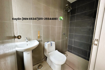 Double Storey Semi-Detached House at Green Gate Residence for sale