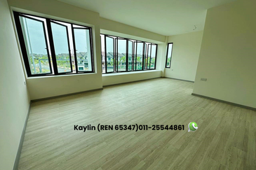 Double Storey Semi-Detached House at Green Gate Residence for sale