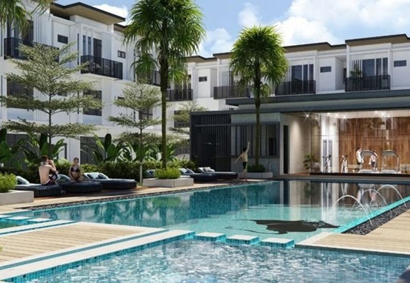 lower unit townhouse at Marq Suites, Batu Kawah Kuching for sale