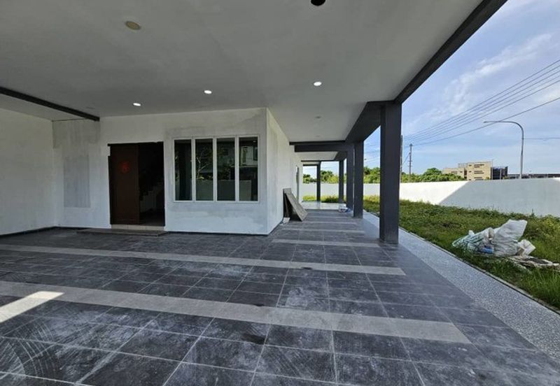 Freehold title Stutong Double Storey Terrace Corner house for sale