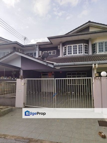 Double Storey Terrace Intermediate For Sale @ Taman Janting, Batu Kawa, , 