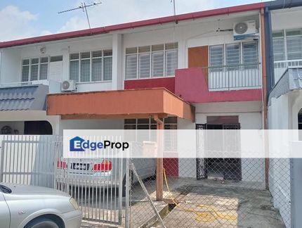 Double-Storey Terrace Intermediate at Pending, Three Hill for rent, , 