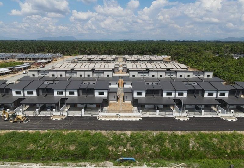 1 1/2 Storey Terrace Corner, Taman Sri Tuang Phase 4 Open for Booking! Samarahan landed house