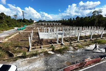 Double Storey Terrace at Taman Sri Depo for sale