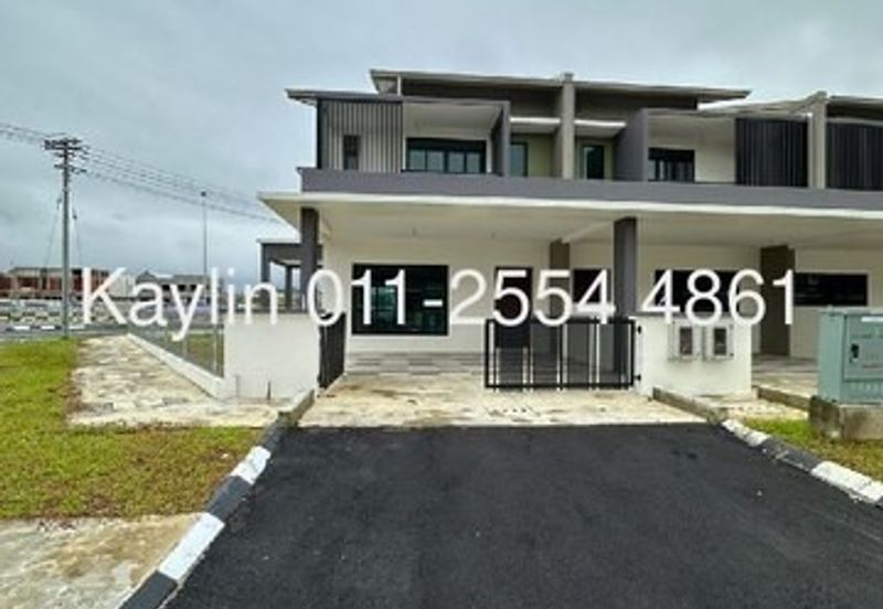 Brand New Double Storey Corner at Pine’s Residence for sale