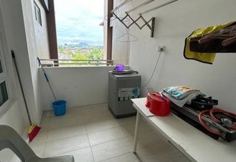 SkyVilla Condominium