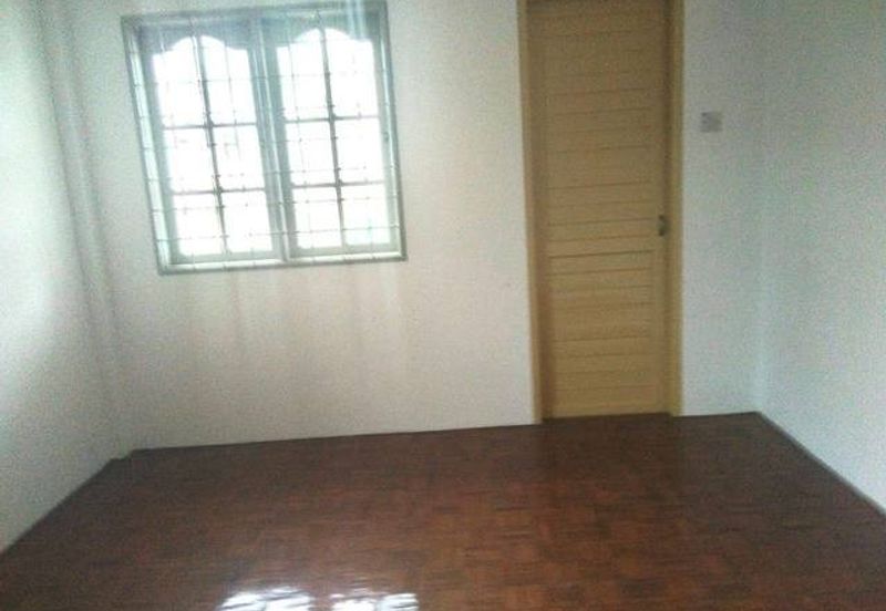 Double Storey Terrace Corner at 9th Mile Kuching for sale