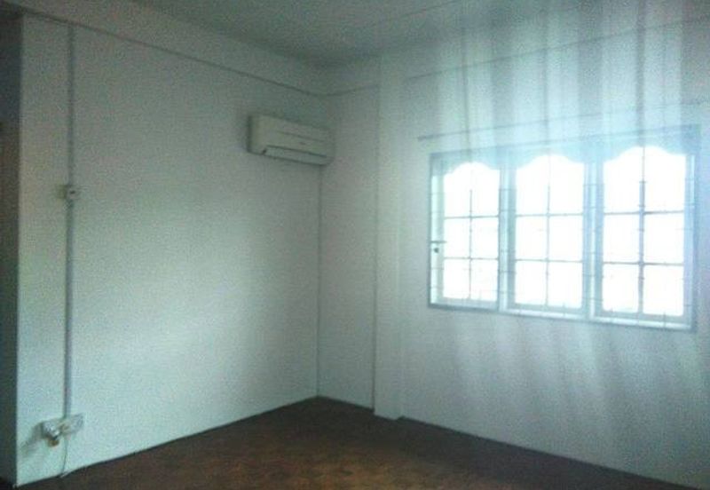 Double Storey Terrace Corner at 9th Mile Kuching for sale