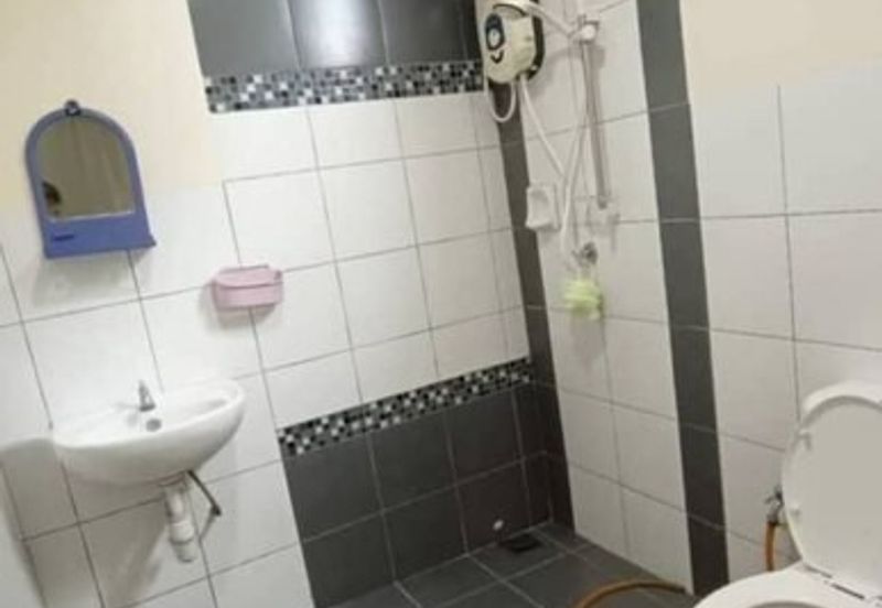 SkyVilla Condominium