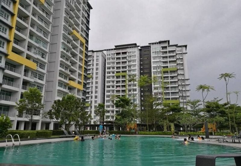 SkyVilla Condominium