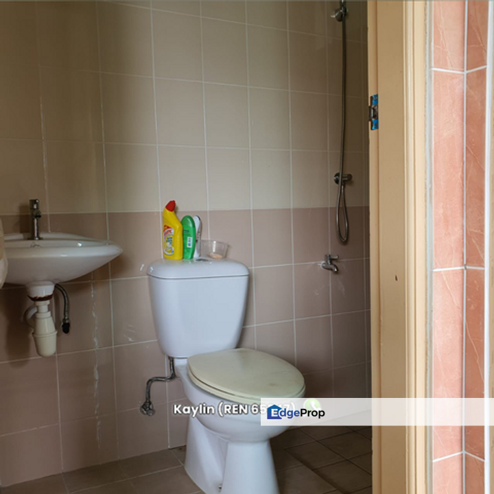 Double Storey Terrace Corner @ Lorong Merlin, Muara Tuang for sale, , 