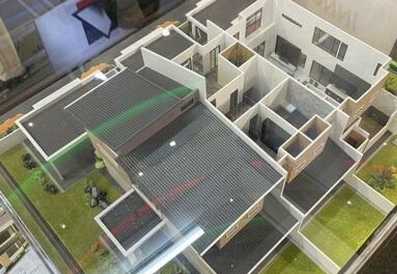 Samariang Avenue II, Double Storey Terrace Corner House at Samariang. For Sale