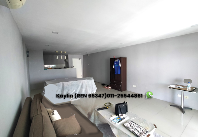 SkyVilla Condominium