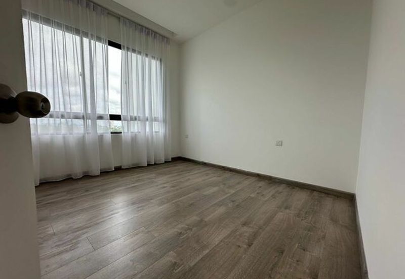 4 Bedrooms at D'ryx Residence for Sale