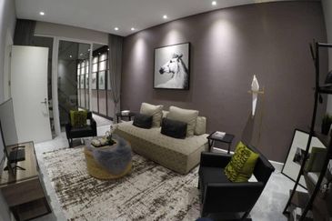 East Residence @ KLGCC