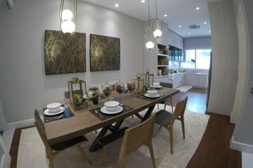 East Residence @ KLGCC