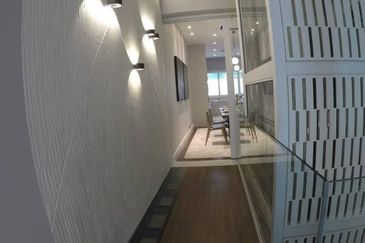 East Residence @ KLGCC