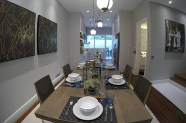 East Residence @ KLGCC