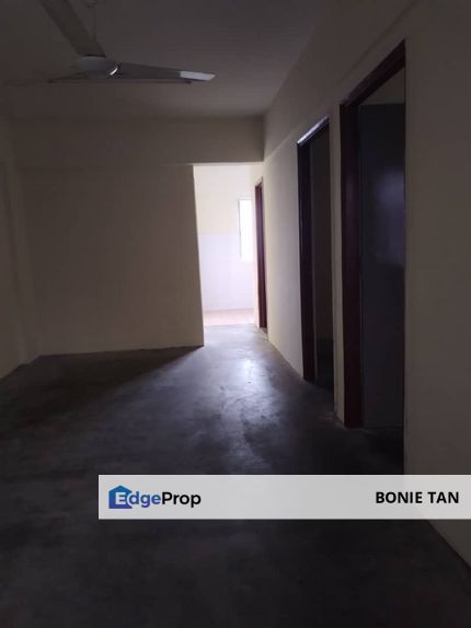 Jalan Pahlawan Mahkota Cheras Flat, Selangor, Cheras