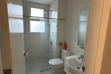 Clarita Tower @ Eco Sky