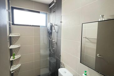 Zentro Residences @ 16 Sierra