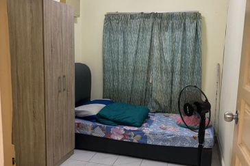 Endah Regal Condominium