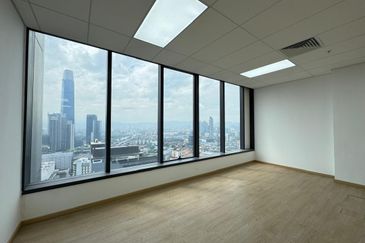 Menara EcoWorld (The Stride Strata Office @ BBCC)