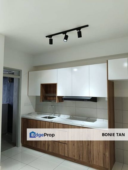 Emerald 9, Cheras with 2 Bedroom 2 Bathroom For Sale !!, Selangor, Cheras