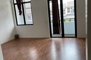 Cradleton @ Eco Majestic