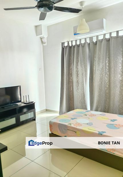 The Edge Residence  , Subang Jaya Only Room For Rent, Selangor, USJ