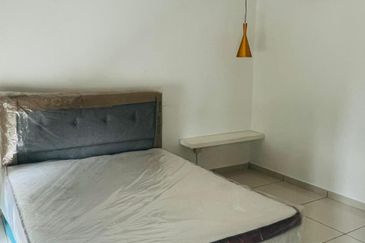 The Hipster @ Taman Desa