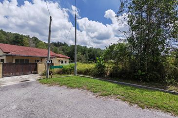 KAMPUNG BARU JELAPANG