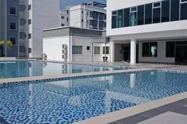 CASA RESIDENCES, CHEMOR