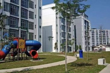 CASA RESIDENCES, CHEMOR