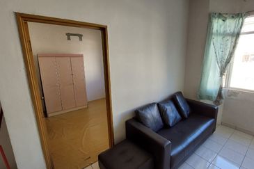 Vista Minitod Apartment (walk up) for Sale