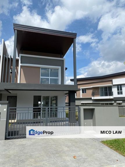 2 Storey House End Lot Serene Heights, Semenyih Bangi Kajang Freehold, Selangor, Semenyih