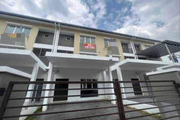 Jalan Asteroid U5/30B