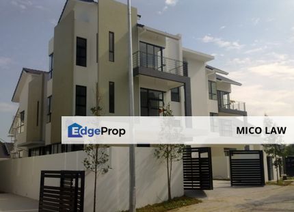  3 Storey Bungalow House Twin Palms @ Sungai Long @ Kajang , Selangor, Kajang