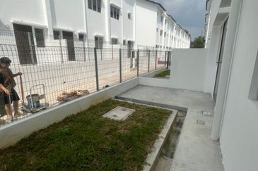 Jalan Asteroid U5/30B