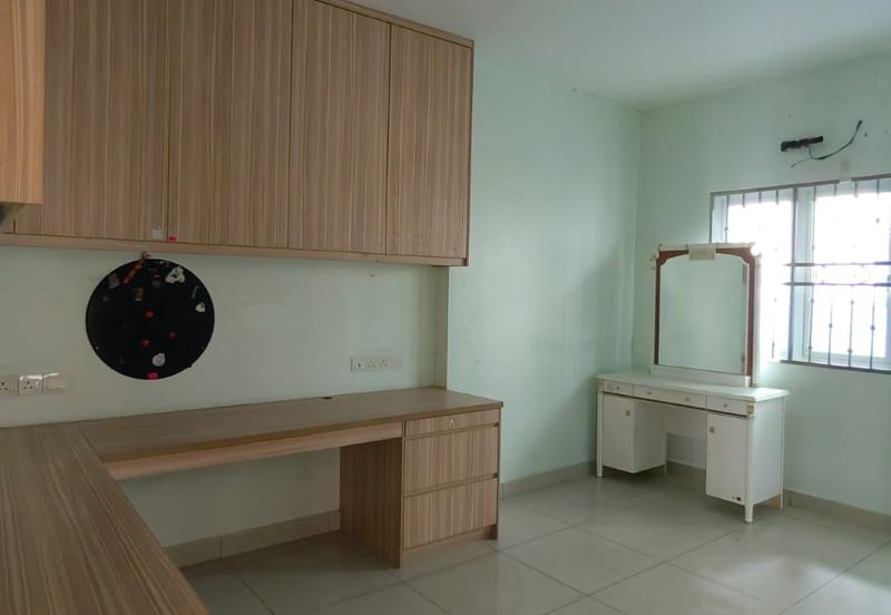 Bandar Tun Hussein Onn