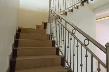 Bandar Tun Hussein Onn